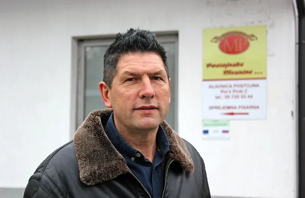 Znani mesar Marko Prunk je svoje načrte za širitev dejavnosti v Postojni predstavil novemu županu, ki naložbo podpira, a ovira je poplavno območje.