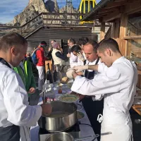 Stefan Wieser ima v kleti hotela Ciasa Salares tudi lep nabor vin iz Slovenije.