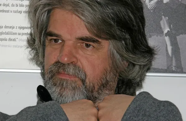 Srečko Fišer: “Pri njem se silovito prepletata in bijeta duhovno in telesno, vlogo veznega člena pa igra ljubezen.”