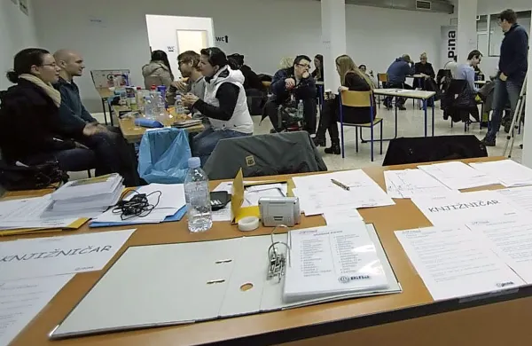 Izposodili so si žive knjige