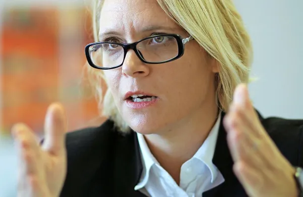 Anja Kopač Mrak: “Ne gre le za to, da prispevajo v sistem socialne varnosti, ampak iz tega naslova tudi pridobijo pomembne pravice.”