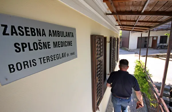 Ambulanto v Kojskem bo kupila občina, namesto koncesionarja pa bo tam  paciente zdravila zdravnica iz ZD Nova Gorica. 