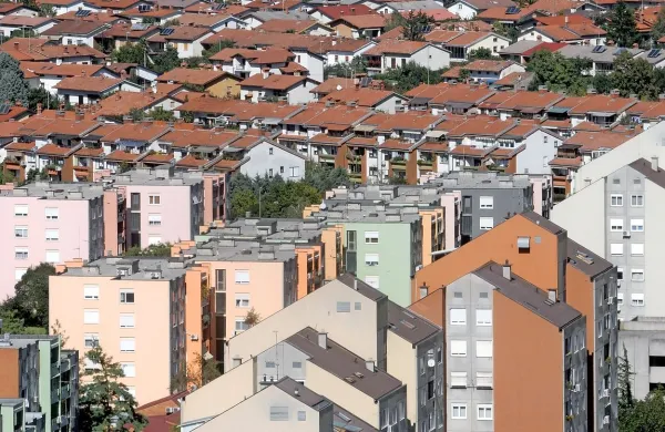 Ljudje bodo plačevali  več