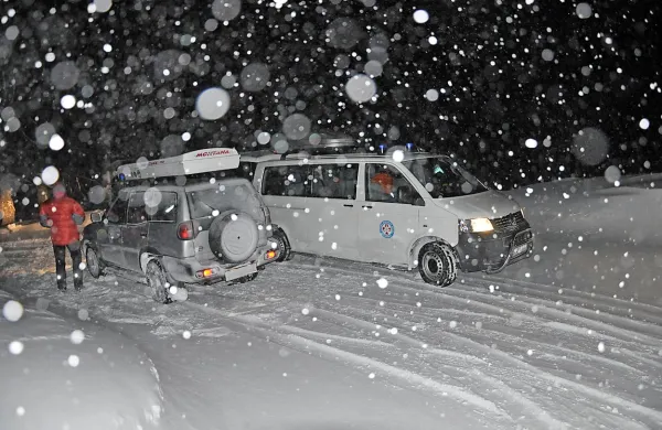 Za bovškimi in ajdovskimi gorskimi reševalci sta izredno težki reševalni akciji. 