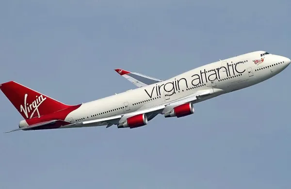 Letalo boeing 747 družbe Virgin Atlantic je danes zasilno pristalo na londonskem letališču Gatwick.
