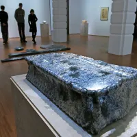 S Kmetije v brezmejno nebo