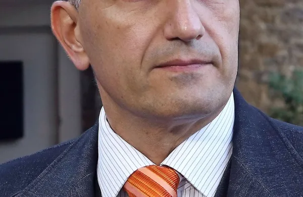 Gregor Strmčnik: “Nihče izmed novo zaposlenih  ni bil član svetniške skupine Radi imamo Ankaran. So pa v preteklih treh letih prostovoljno delali in nabirali izkušnje pri operativnem delu v lokalni skupnosti.”