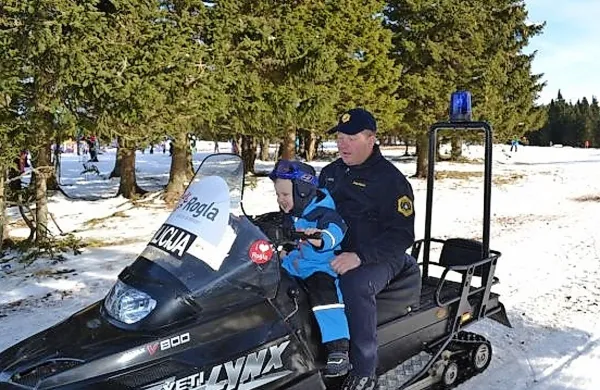  Policistom na Rogli pomagata tudi hrvaška kolega.