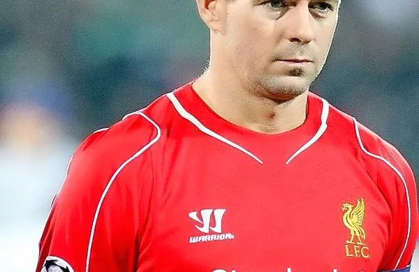  Legendarni nogometaš Liverpoola Steven Gerrard je  sporočil, da se bo ob koncu sezone  preselil onstran Atlantika. 