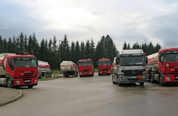 Ker se posli odpirajo, naj bi  pod okriljem novega najemnika začelo voziti še več tovornjakov TIB Transporta v stečaju.