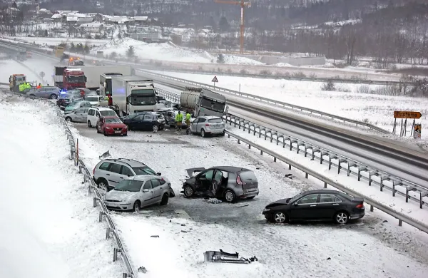 Najbolj brano: snežni oblak, Zoran in &ldquo;pozabljeni&rdquo; avtobus