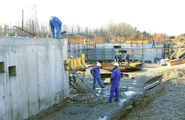 Centralna čistina naprava ob Vrtojbici bo dokončana junija, vanjo se bodo stekale odplake iz Nove Gorice, Šempetra, Vrtojbe in Mirna z okolico. 