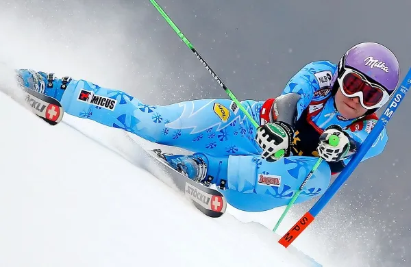 Najboljša slovenska alpska smučarka Tina Maze je na drugem treningu smuka za svetovni pokal v Bad Kleinkirchheimu dosegla četrti čas.