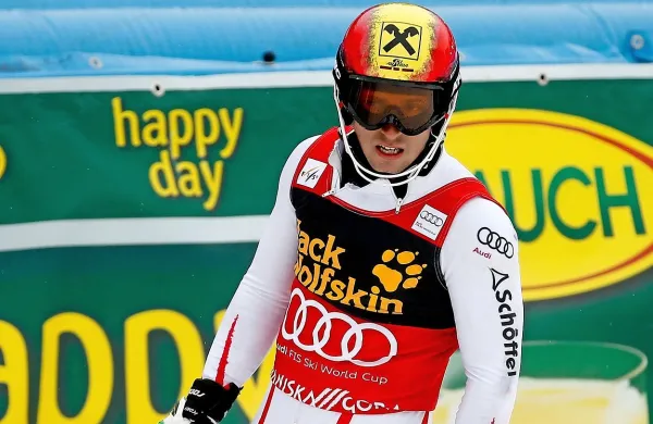 Avstrijec Marcel Hirscher je zmagovalec veleslaloma za svetovni pokal alpskih smučarjev v švicarskem Adelbodnu. 
