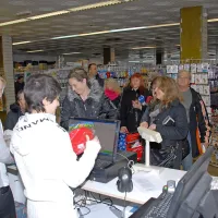 Kitajski trgovci za &ldquo;vesele nakupe&rdquo;
