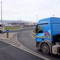 Večina tovornjakov bi po novem v pristanišče zavila že z bertoškega  krožišča. 