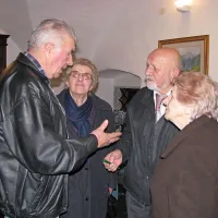 Stane Uršič (drugi z desne) se z bratom in sestrama s ponosom spominja očeta Ivana. 