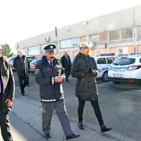 Direktor koprske policijske uprave Danimir Rebec in ministrica  Vesna Györkös Žnidar, z njima je še Amedeo Žigon, vodja koprskega OKC. 