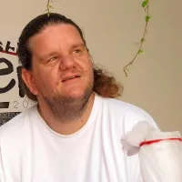 “Podčrtali smo, da mesto potrebuje še dva, tri MKC-je, saj bi radi živeli v Kopru, ki ponuja možnost izbire in razvoj prostora. Prostore je treba odpirati, ne zapirati,” je Borut  Jerman kot predstavnik Pine  poudaril na sestankih s predstavniki občine.