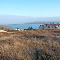 Primorje v stečaju za 7600 kvadratnih metrov veliko parcelo s pogledom na morje na Markovcu pričakuje najmanj 1,7 milijona evrov.