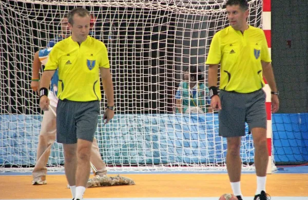Peter Ljubič (levo) in Nenad Krstić sta sodila napete dvoboje v dosedanjem delu svetovnega prvenstva. 