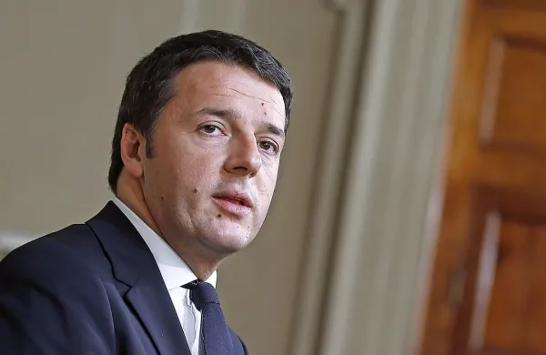 Italijanski premier Matteo Renzi je danes v Firencah nemški kanclerki Angeli Merkel zagotovil, da bo Italija nadaljevala s strukturnimi reformami in da se bo ta proces odvijal hitro.