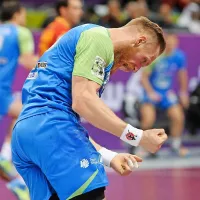 Slovenski rokometa&scaron;i v osmini finala z Makedonci