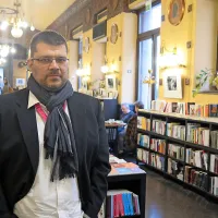 Peter Kerekes: “Sanjali so o čisti demokraciji, danes pa so razočarani nad razmerami v novih državah.”