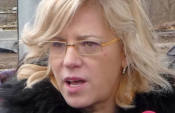  Corina Cretu