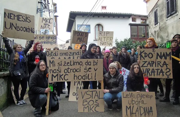 Koprski župan Boris Popovič se bo v torek srečal s predstavniki mladih v koprski občini glede nadaljnje usode koprskega MKSMC.