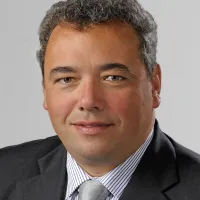 Mauricij Humar: “Da je stavba v tako slabem stanju, ni kriva občina, ampak prejšnji lastnik. Preden smo jo dobili, bi morali biti obveščeni, da bomo morali že   v nekaj letih vložiti nekaj sto tisoč evrov.” 