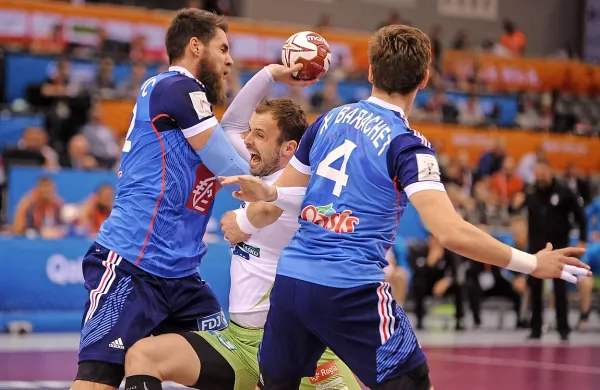 Francoski rokometaši, s katerimi so se pomerili tudi Slovenci, so drugi finalisti svetovnega prvenstva v Dohi.