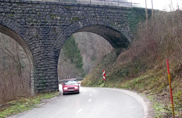Cesta in železnica po Baški grapi morata najti prostor v prometni strategiji, poudarjajo Tolminci.
