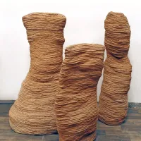 Mojca Smerdu:  iz ciklusa Del nas, 2000/2001. 

