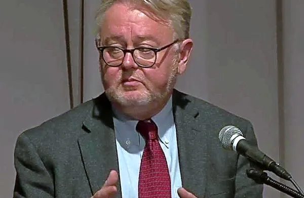 Kanadski pravnik William Schabas je  je odstopil s položaja vodje komisije Sveta ZN za človekove pravice, ki preiskuje kršitve človekovih pravic med lansko vojno na območju Gaze.