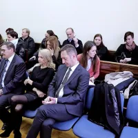 Odvetnik Popoviča trdi, da je sodba  nepravilna in nezakonita