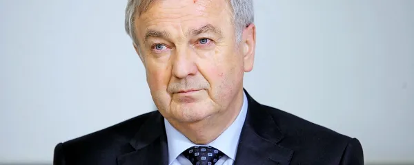  Jože Balažic: “Zdravniška obravnava pacienta mora potekati izključno v skladu z medicinskimi indikacijami in v skladu z medicinsko doktrino, nikakor ne kot  zaščita pred komerkoli.”