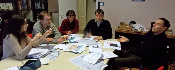 Prešernovo proslavo so  na sestanku snovali  (z leve) Jasmin Kovic,  Martin Maver, Ksenja Slavec, Igor Tomasetig in Evgen Ban.