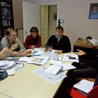 Prešernovo proslavo so  na sestanku snovali  (z leve) Jasmin Kovic,  Martin Maver, Ksenja Slavec, Igor Tomasetig in Evgen Ban.