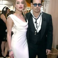 Amber Heard je osvojila srce slavnega igralca.
