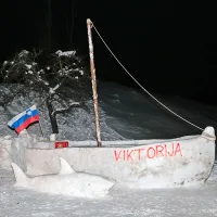 Zmaga zaljubljenima mačkama