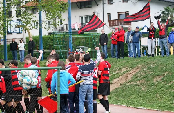 Tolminski nogometaši so     s svojimi privrženci lani  imeli veliko razlogov za veselje. Kako bo letos? 