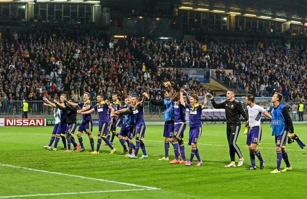 Maribor je v slovenskem nogometu v vsem najboljši - od števila navijačev do poslovanja.