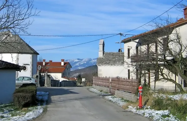 V vipavski občini je po novem 120 kilometrov občinskih cest.