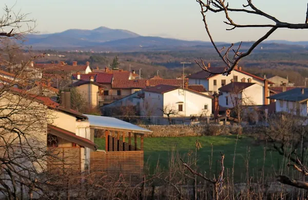 V Občini Komen bodo komunalni prispevek znižali za približno 30 odstotkov. 