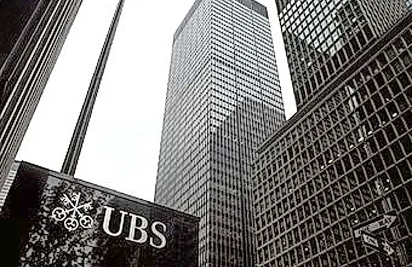 Francija z nalogom za aretacije nekdanjih vodilnih v UBS