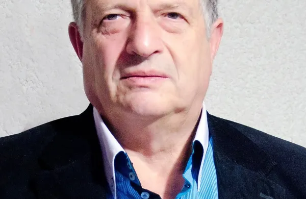 Prva kadrovska okrepitev je sodelavec za odnose z javnostmi Edvard Pelicon. 