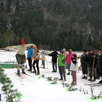 Po starem vijugali po zadnjih zaplatah snega