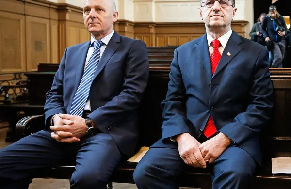 Še ta teden bo znano, kako so ustavni sodniki v zadevi Patria odločili o pritožbah Antona Krkoviča (desno) in Ivana Črnkoviča. 