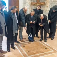 Ogledali so si tudi grobnico škofa Agostina v krstilnici sv. Janeza Krstnika. 